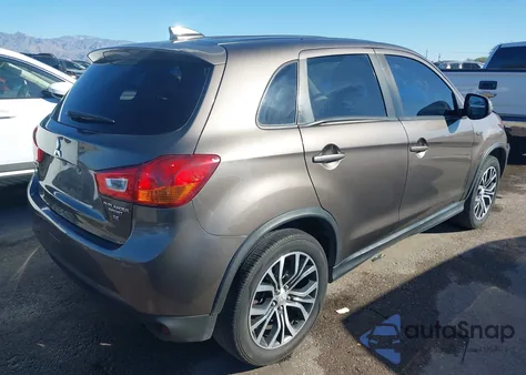 2017 Mitsubishi Outlander Sport 2.4 Se z USA, uszkodzony, nr VIN JA4AP3AW6HZ027788